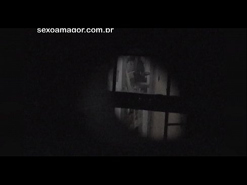 ❤️ Sarışın, içi boş tuğlaların arkasına gizlenmiş bir mahalle röntgencisi tarafından gizlice videoya alınır ❤ Porno vk bize %tr.3dhentaix.ru ❌️